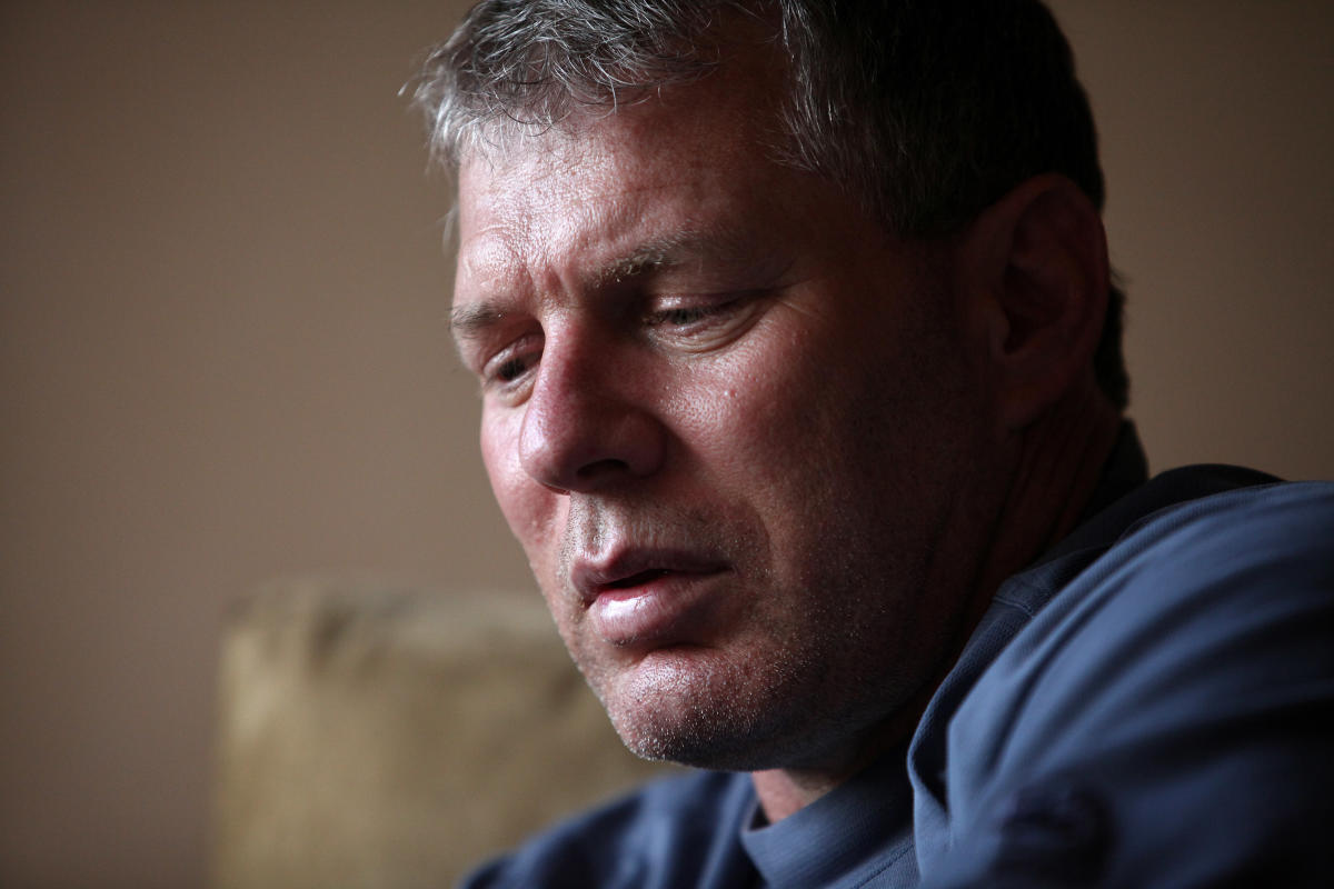 Lenny Dykstra tweets as if he's Jewish. Is it really him behind