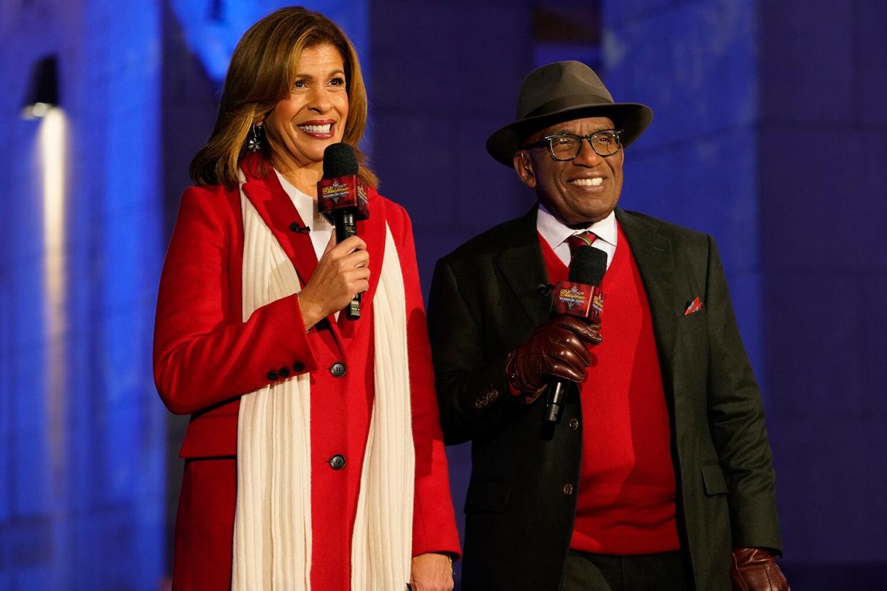 CHRISTMAS IN ROCKEFELLER CENTER Pictured: (l-r) Hoda Kotb, Al Roker