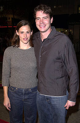 Jennifer Garner and Scott Foley at the Westwood premiere of New Line's Sugar and Spice