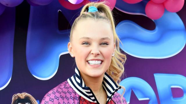 JoJo Siwa chops off iconic ponytail leaving netizens flabbergasted