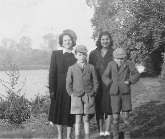 Tony Wober (front left) in school uniform with his mother (back left) and cousins, visiting Henley in 1947. (Supplied)