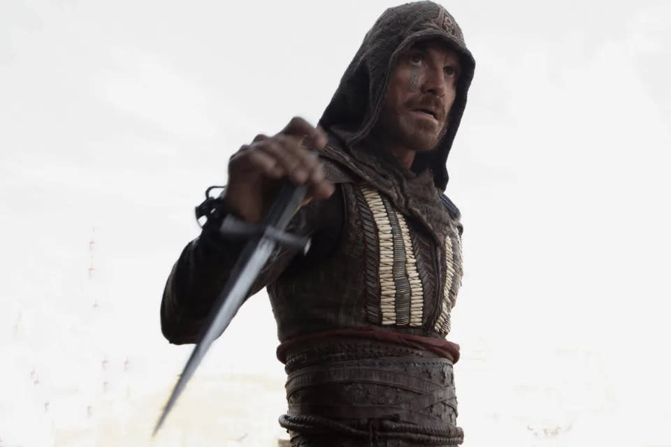 Michael Fassbender in einem Standbild aus dem Film „Assassin's Creed“ von Justin Kurzel. (20th Century Fox)