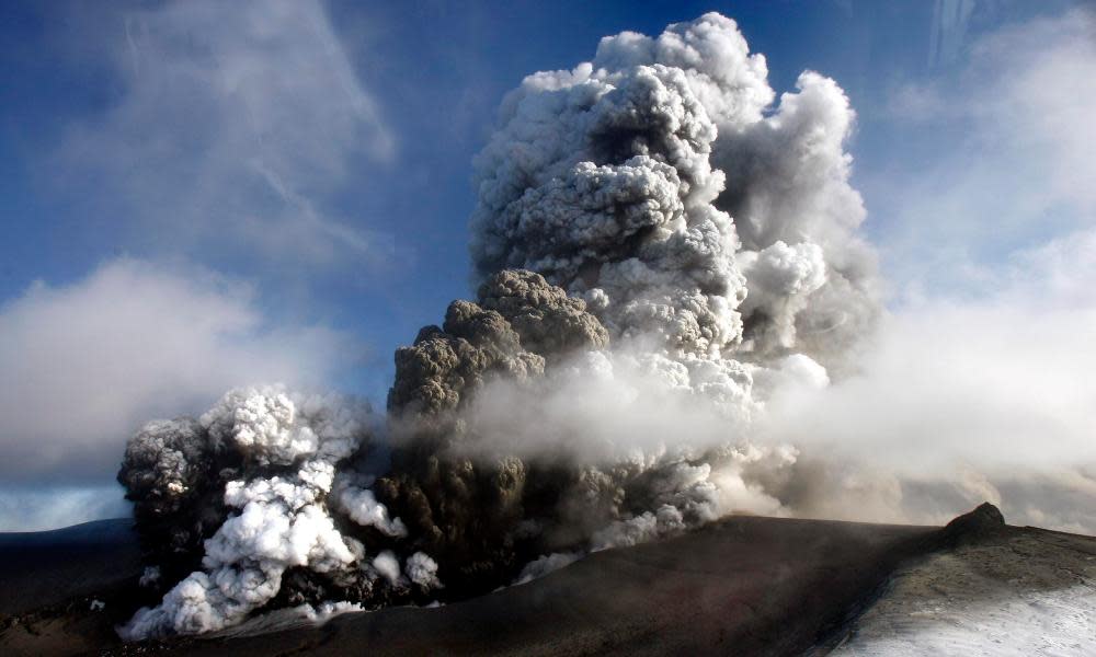 The 2010 eruption on the Eyjafjallajökul glacier