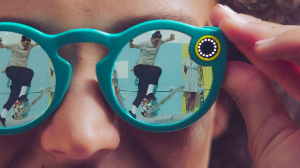 Snap is working on a new set of Spectacles