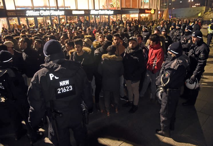 Die Polizei bei ihrem Silvester-Einsatz in Köln.