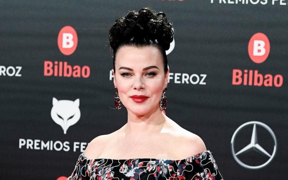 Debi Mazar