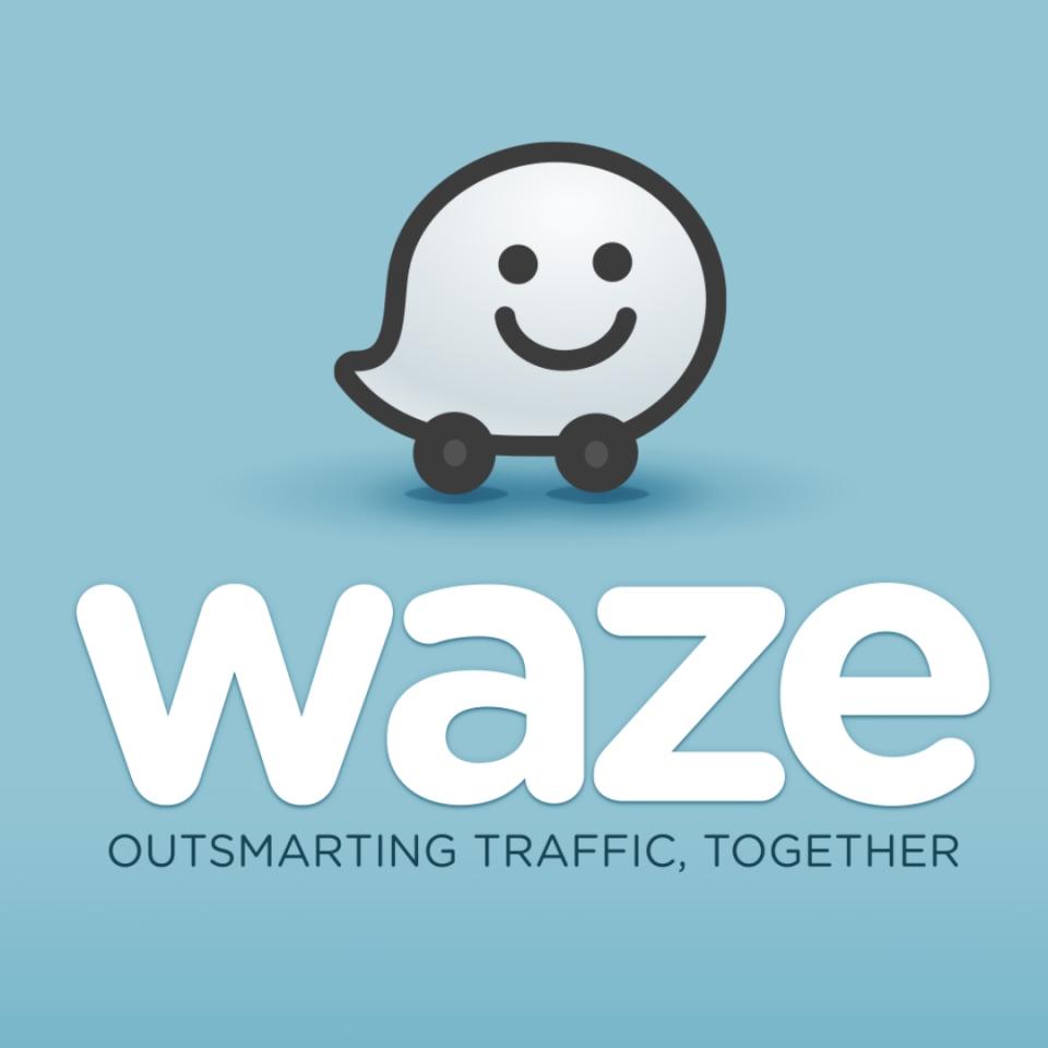 <p>Desde su aparición en 2012 Mapas ha recibido multitud de críticas y, aunque la aplicación ha ido mejorando, tenemos muchas mejores opciones. Especialmente Waze, que, además de indicarte rutas, te avisa de las posibles incidencias que puedes encontrarte en tu camino gracias a la colaboración del resto de usuarios. (Foto: <a rel="nofollow noopener" href="http://www.waze.com/es/" target="_blank" data-ylk="slk:Waze;elm:context_link;itc:0;sec:content-canvas" class="link ">Waze</a>). </p>