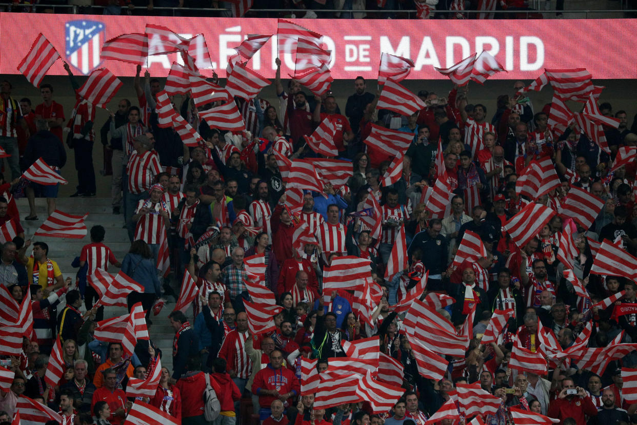 Aficionados del Atlético en las gradas del Wanda Metropolitano. Foto: REUTERS/Sergio Pérez.