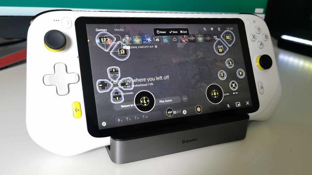 I turned my Logitech G Cloud into a PS5 handheld - is it time to forget  Project Q?