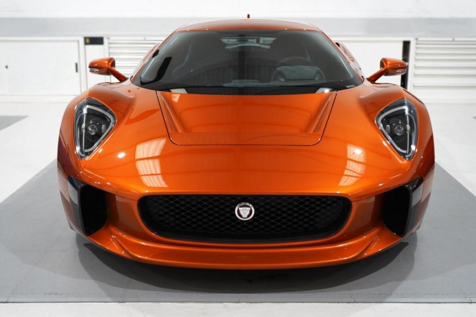 callum-jaguar-c-x75