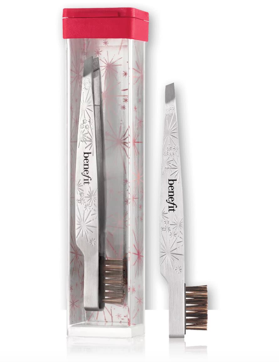 Find this <a href="https://fave.co/2YUA3rG" target="_blank" rel="noopener noreferrer">Benefit brow grooming tweezer and brush</a> for $20 at <a href="https://fave.co/2YUA3rG" target="_blank" rel="noopener noreferrer">Benefit Cosmetics</a>.