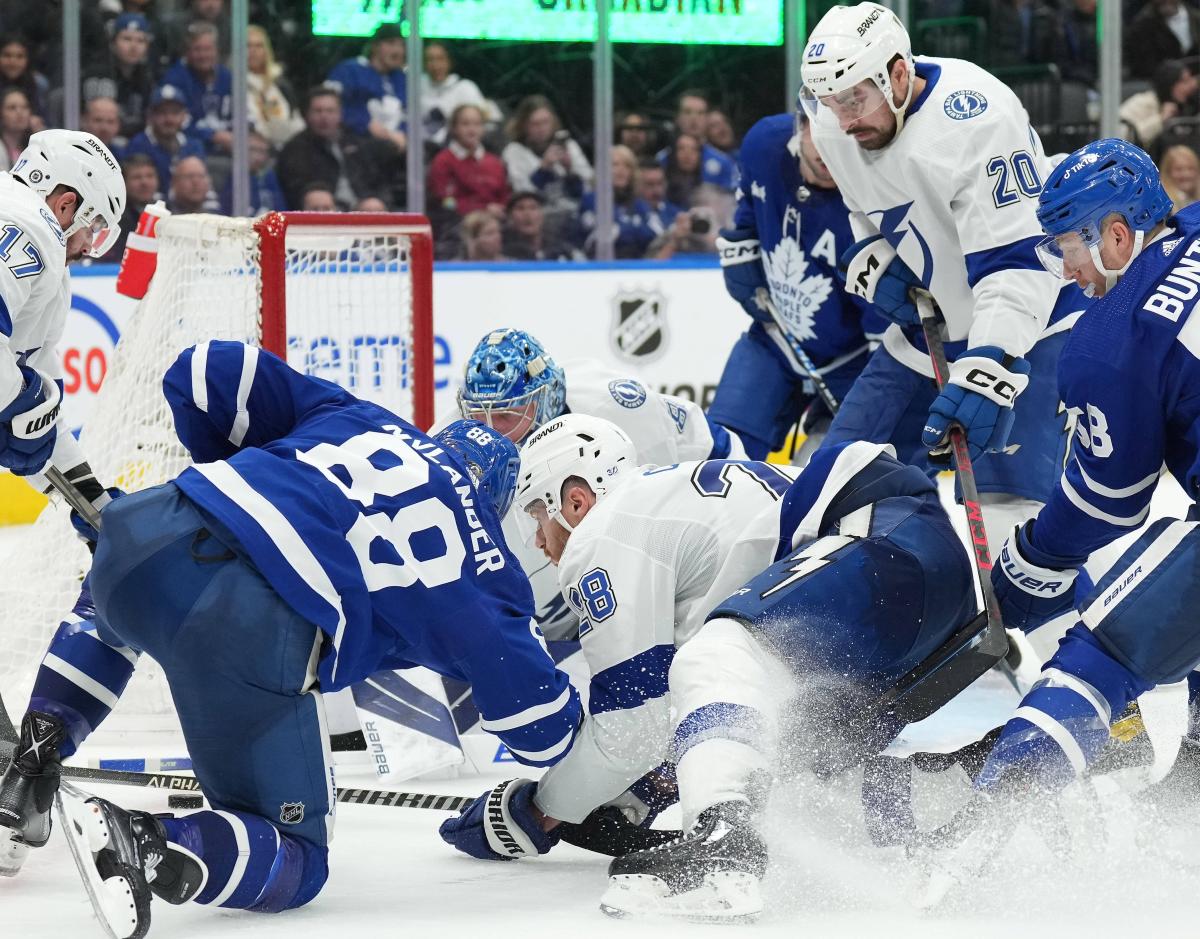 Tampa Bay Lightning vs. Toronto Maple Leafs 2022 Stanley Cup Playoffs -  Vegas Sports Shop