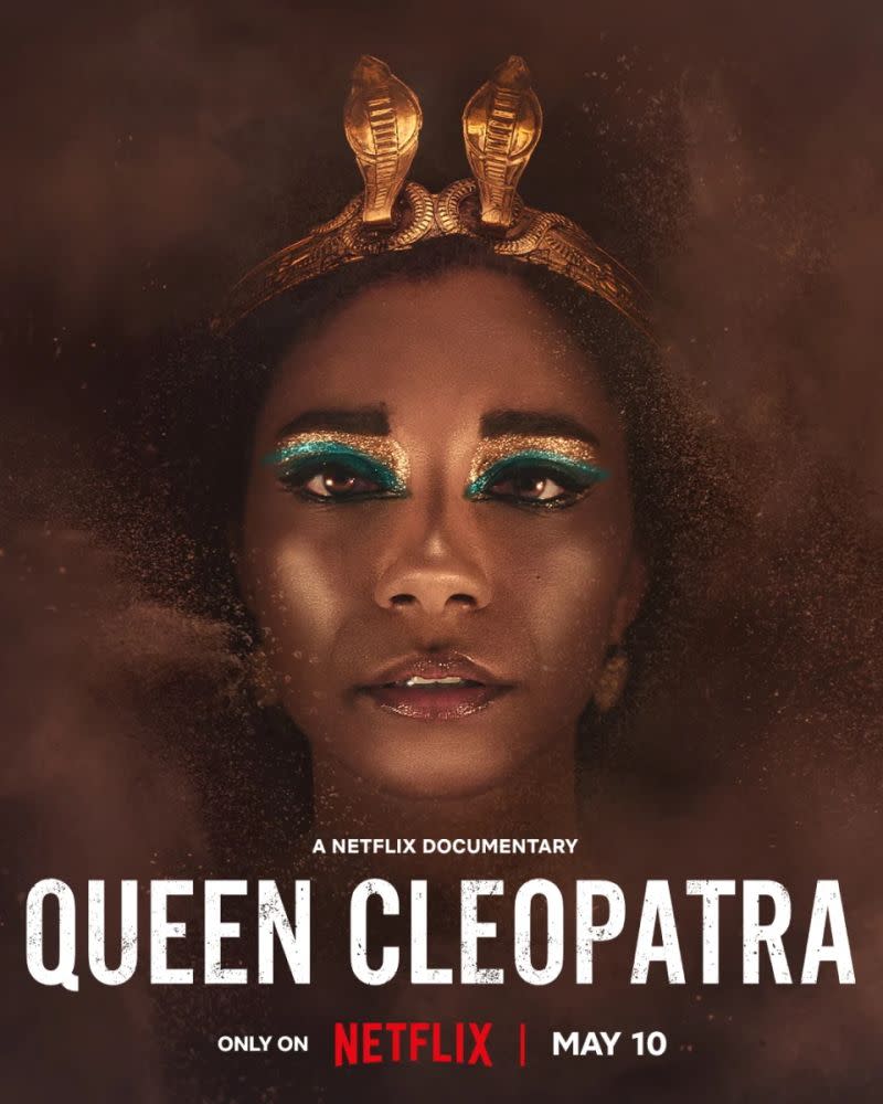 ▲網飛（Netflix）劇情紀錄片「埃及艷后（Queen Cleopatra）」，找來英國非裔女演員愛黛兒出演克麗奧佩脫拉七世，引發爭議後連埃及旅遊與古文物部都發聲，強調克麗奧佩脫拉七世擁有「淺色皮膚與希臘化特徵」。（圖／翻攝自Netflix）
