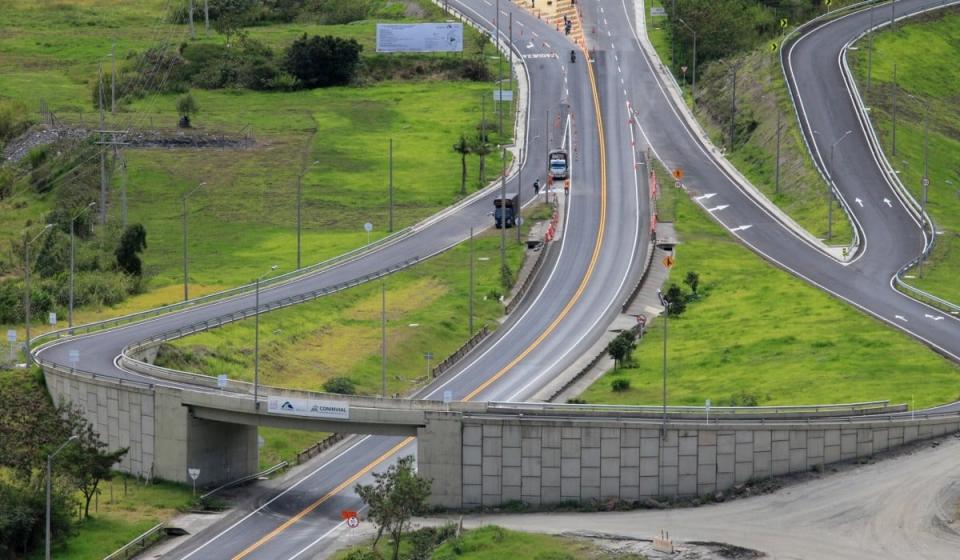 Para que la vía Bogotá - Villavicencio quede 100 % en doble calzada hacen falta obras por $3 billones en el tramo Usme - El Tablón. Foto: MinTransporte.