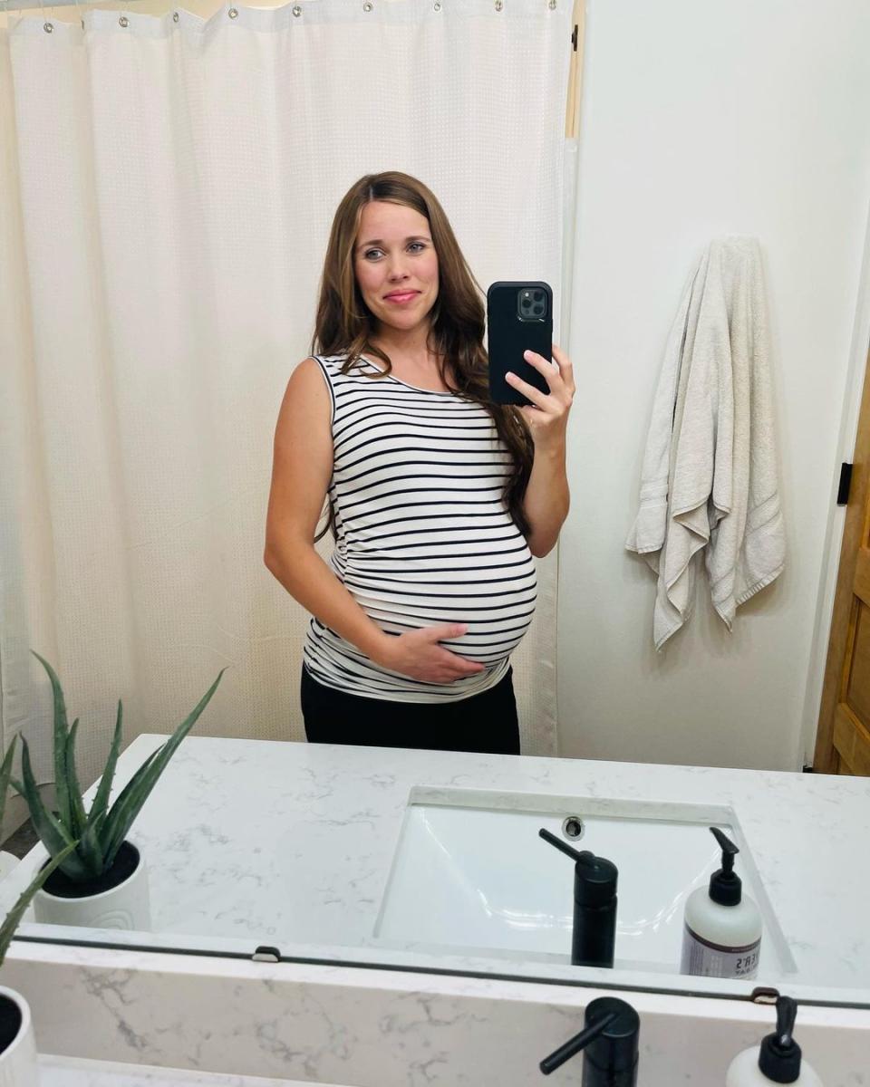 Jessa Duggar 'Nesting' Amid Baby No. 5 Pregnancy [Photo]