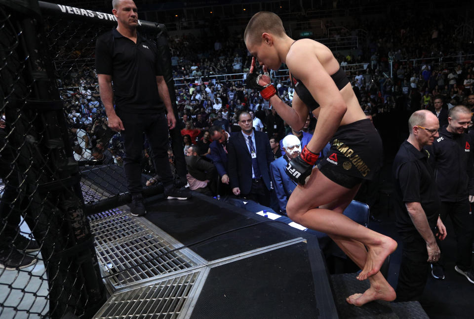 RIO DE JANEIRO, BRAZIL - MAY 11:  Rose Namajunas prepares to fight Jessica Andrade of Brazil in their  women's strawweight championship bout during the UFC 237 event at Jeunesse Arena on May 11, 2019 in Rio De Janeiro, Brazil. (Photo by Buda Mendes/Zuffa LLC/Zuffa LLC via Getty Images)