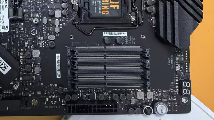  Asus desktop ATX motherboard with SO-DIMM memory slots. 