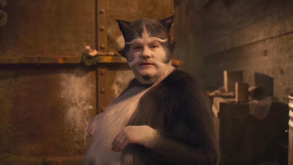 James Corden as Bustopher Jones in 'Cats'. (Credit: Universal)