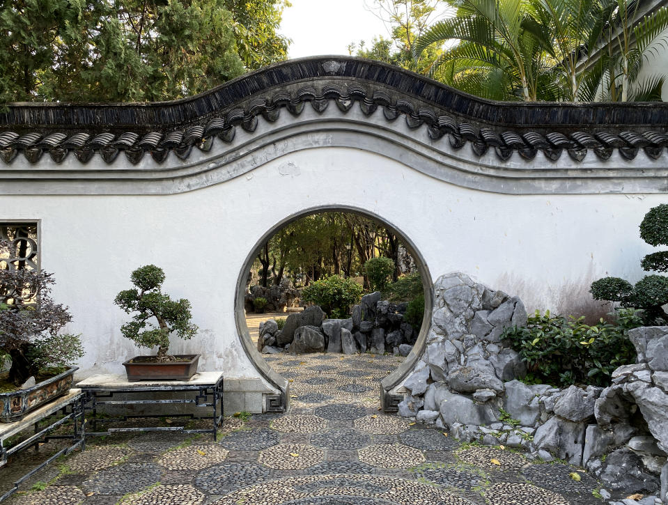 Archway of a Chinese Garden in Kowloon Walled City Park. (Photo: Gettyimages)