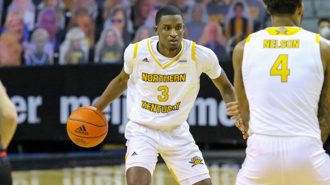 At Northern Kentucky, former Henry Clay High School star Marques Warrick averaged 15.8 points a game as a freshman (2020-21), 16.8 as a sophomore (2021-22), 18.8 last year as a junior, and was to enter play Saturday averaging 19.1 this season as a senior. Bryan McEldowney/Northern Kentucky University Athletics