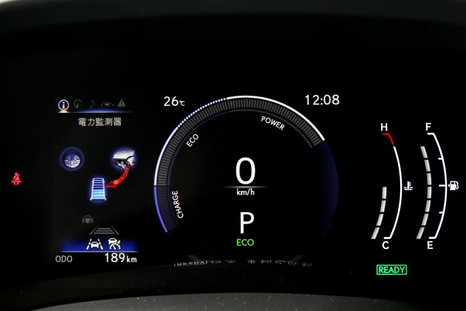 Lexus LBX擁有絕佳的油耗表現，可創造出高達26.4km/L的1級能源效率。