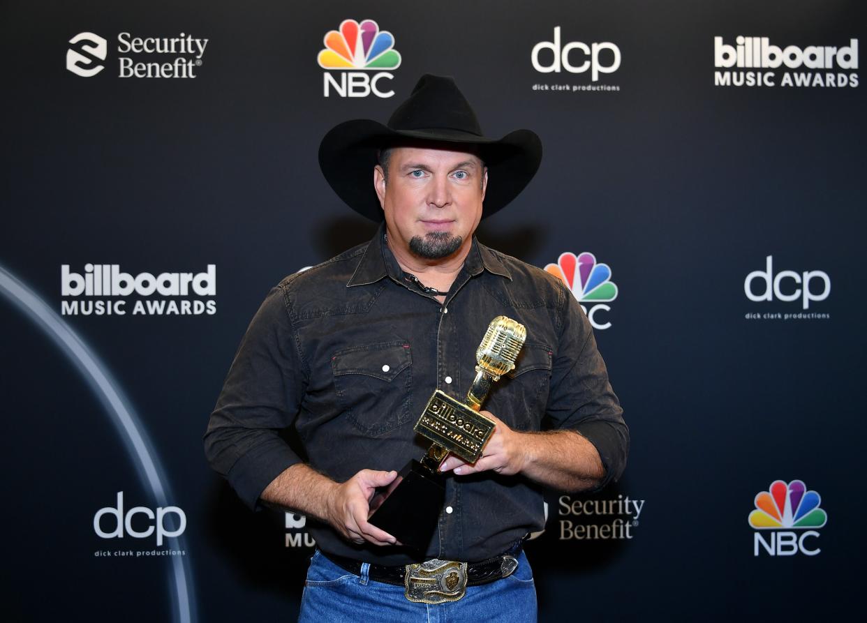 <p>Garth Brooks</p> (Getty)