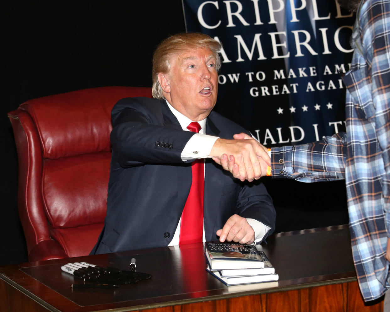 Trump presentando su libro (AP)