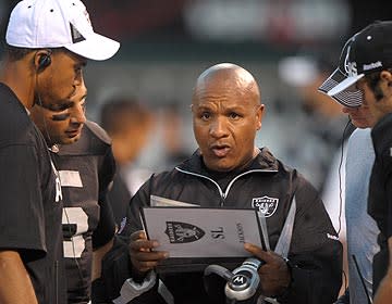 The Raiders' offense ranked sixth last season with Hue Jackson as the offensive coordinator