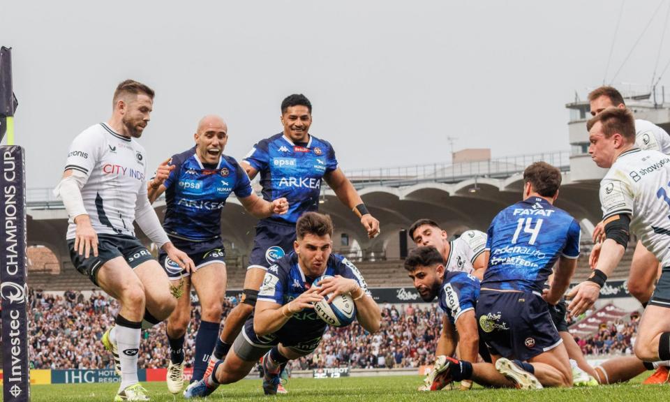 <span>Bordeaux's Mateo García scores his side’s first try in their emphatic win over Saracens.</span><span>Photograph: James Crombie/INPHO/Shutterstock</span>