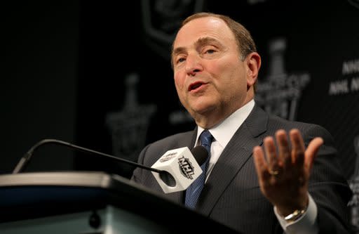 NHL Commissioner Gary Bettman, speaking to media prior to game three NHL playoffs between the Winnipeg Jets&#39; and Anaheim Ducks in Winnipeg, Manitoba, Monday, April 20, 2015. (Trevor Hagan/The Canadian Press via AP) MANDATORY CREDIT