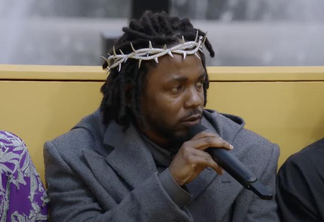 Watch Kendrick Lamar Perform 'Mr. Morale' Songs at Louis Vuitton Show in  Paris