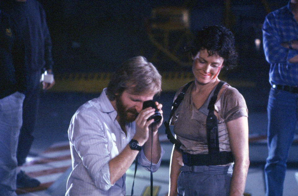 James Cameron and Sigourney Weaver on the set of 'Aliens' (Photo: 20th Century-Fox Film Corp. All Rights Reserved. /Courtesy Everett Collection)