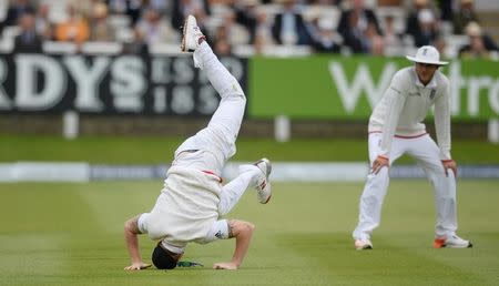 Cricket - England v New Zealand - Investec Test Series First Test - Lord's - 25/5/15 England's Ben Stokes is watched by Stuart Broad Action Images via Reuters / Philip Brown Livepic