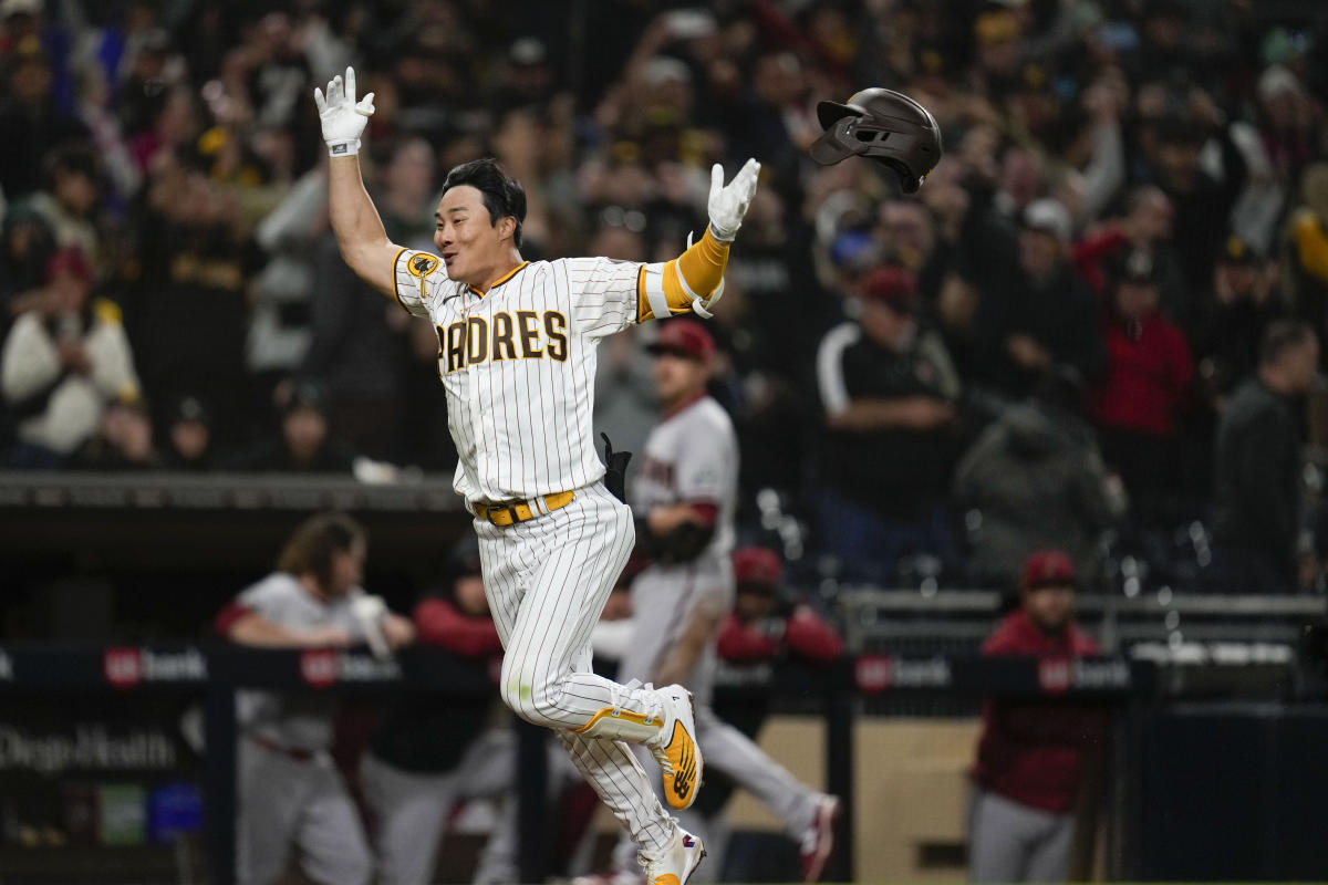 Padres hit another slam; Trent Grisham 3 HRs