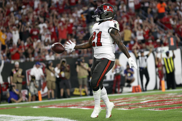 Tampa Bay Buccaneers Wrap Season with Decisive 41-17 Victory Over Carolina  Panthers – Florida National News