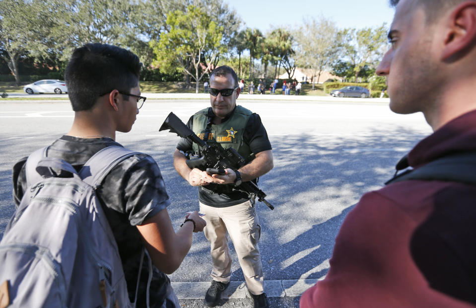 Impactantes imágenes del tiroteo en una escuela secundaria de Florida