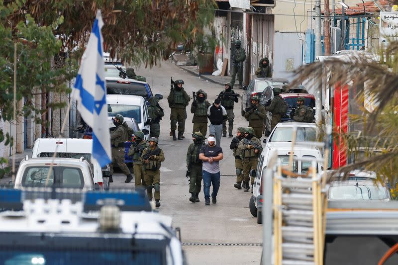 Israeli raid in Ramallah