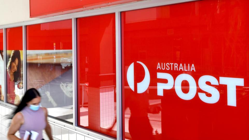 BRISBANE, AUSTRALIA - NewsWire Photos September 20, 2021: Australia Post, Woolloongabba. Australia Post is desperately recruiting for 5000 jobs. Picture: NCA NewsWire / John Gass