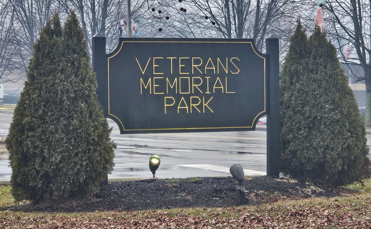 The Veteran's Memorial Park honors Ross County citizens who served in foreign wars. The park is located at the corner of Park Street and Chestnut Street in Chillicothe.