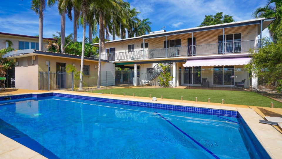 The exterior of the property for sale in Darwin.