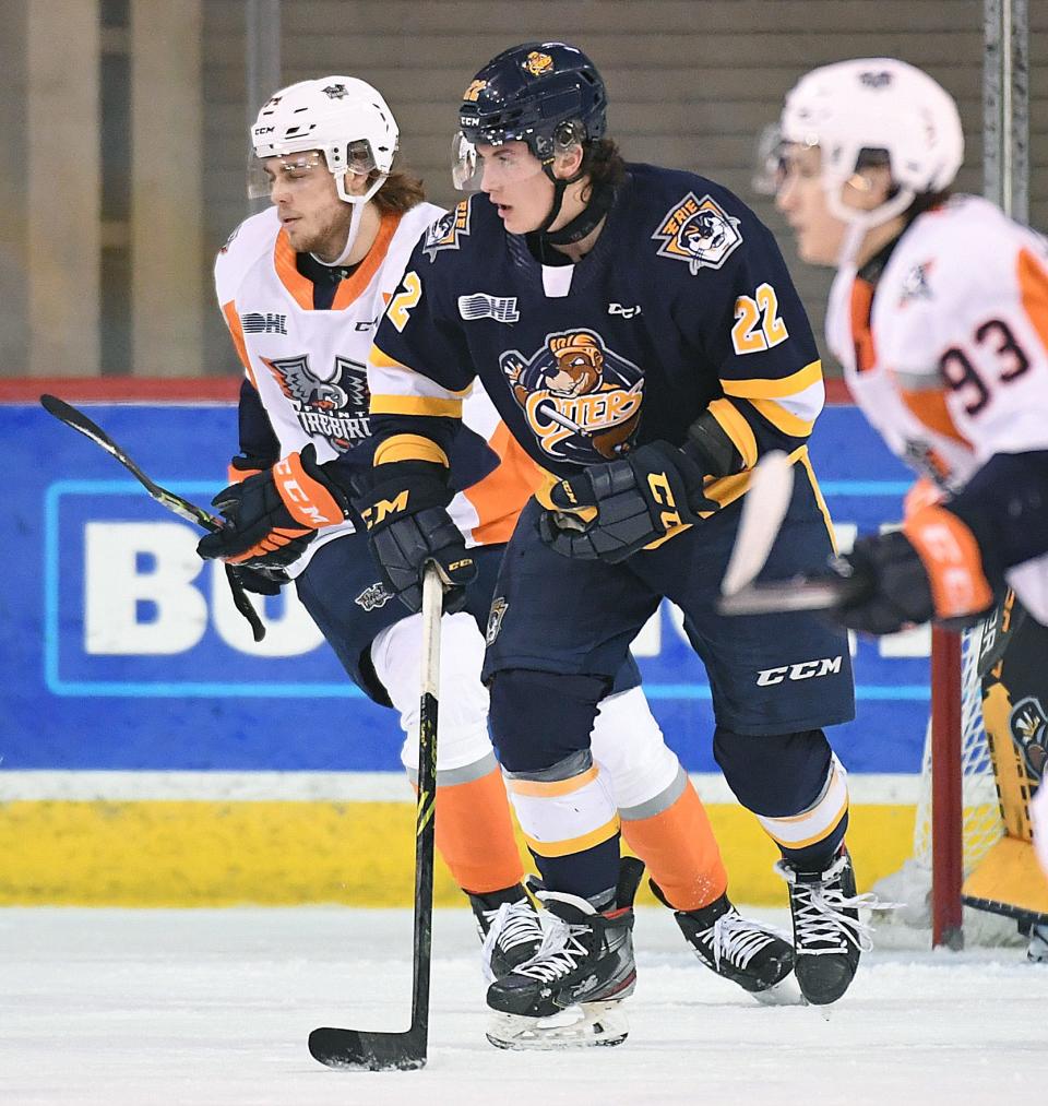 Erie Otters defenseman Spencer Sova (22) looks up ice in the first period of a hockey game, Jan. 13, 2022, against the Flint Firebirds at the Erie Insurance Arena. The Otters lost to the Firebirds, 6-3.