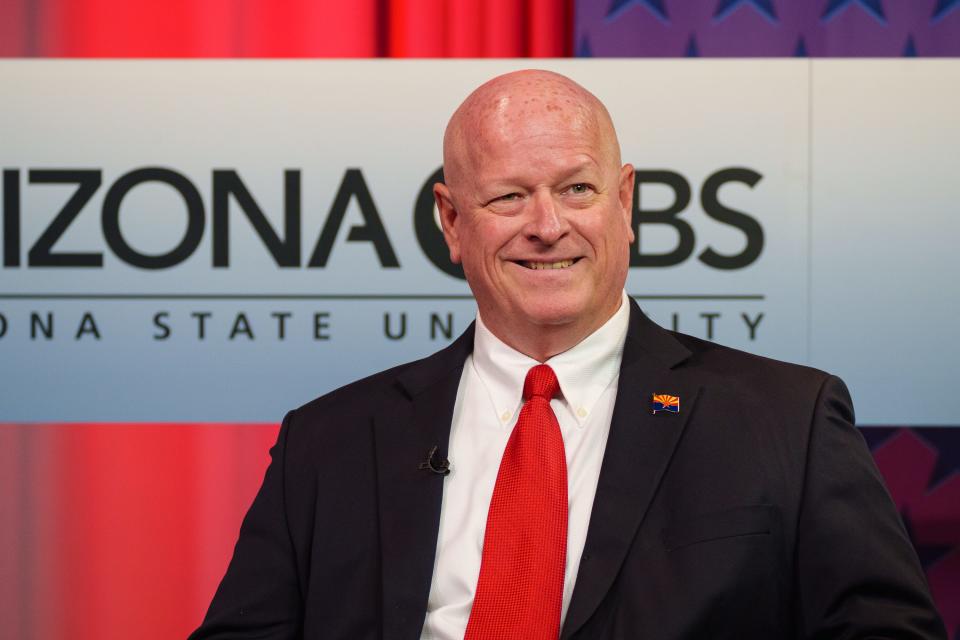 Kevin Thompson prepares for a debate at the PBS studio at ASU's Cronkite School of Journalism on Sep 12, 2022 in Phoenix, AZ.