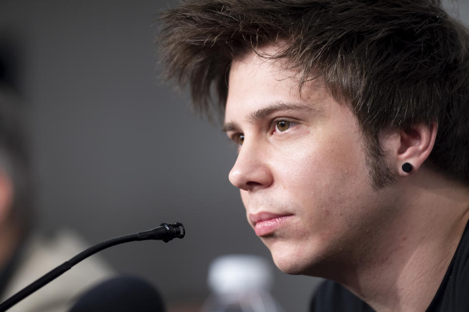 El Rubius delante de un micrófono