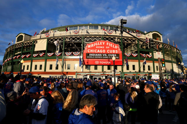 cubs gear near wrigley field