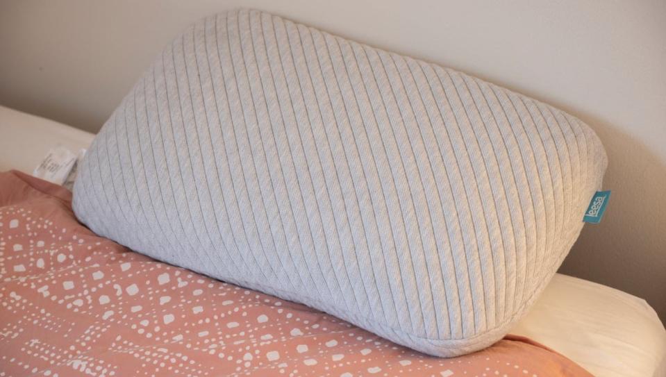 The Leesa premium foam pillow is our choice for best memory foam pillow. Get it for 10% off during this Memorial Day 2022 sale.