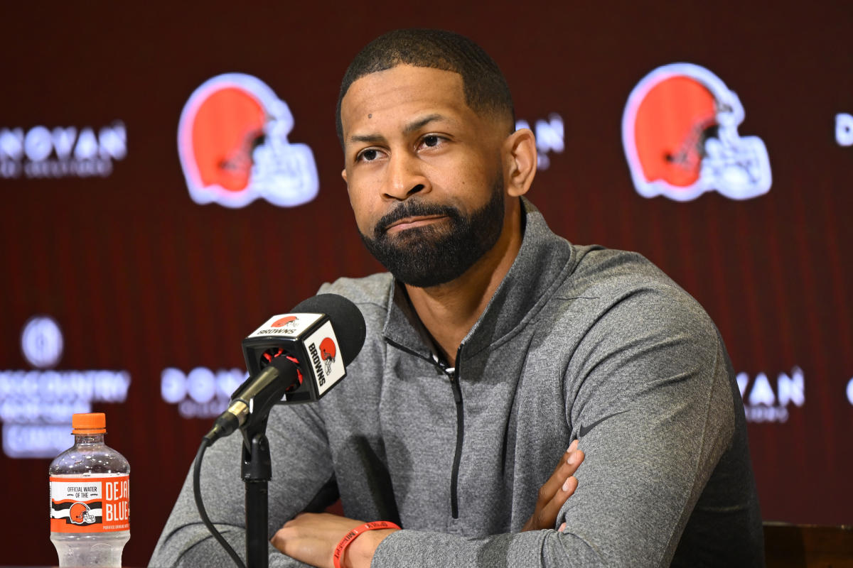 Cleveland Browns release Perrion Winfrey after video accusing him