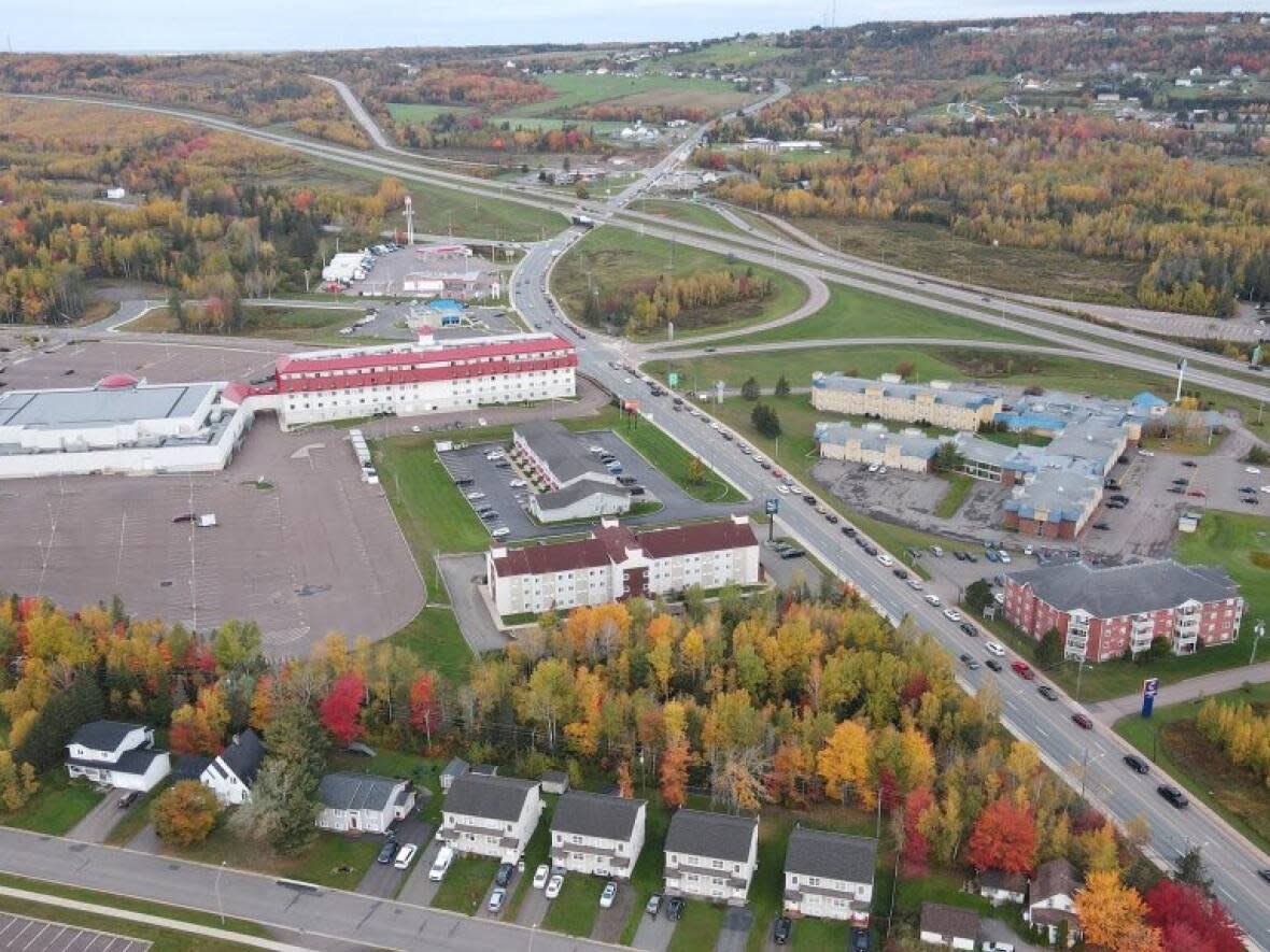 Moncton's pickup location for free COVID-19 rapid testing kits closed early due to a high demand. (Allan Doyle - image credit)