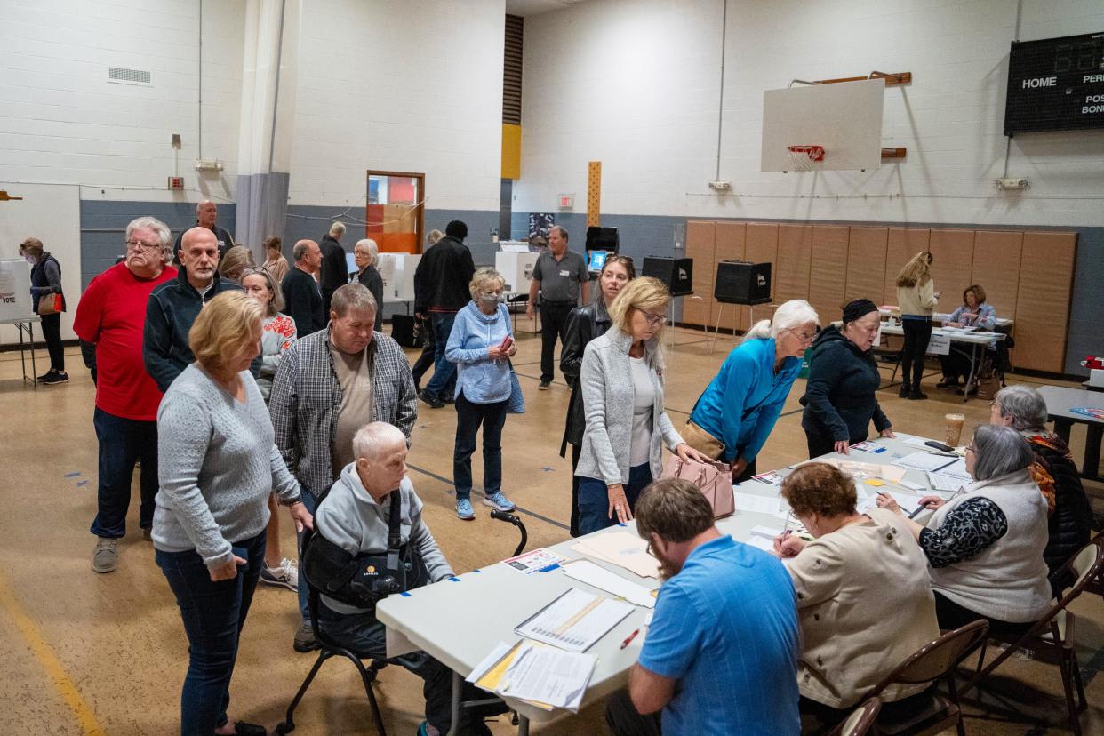 Hundreds of Upper Arlington residents came to Burbank Early Childhood School to vote on Tuesday,