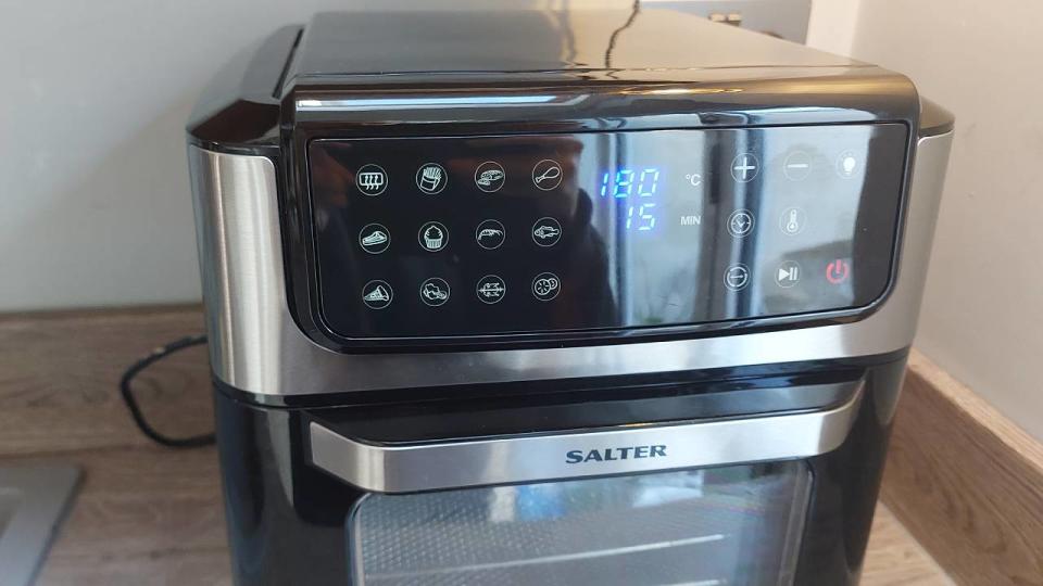 Salter Digital Air Fryer Oven review