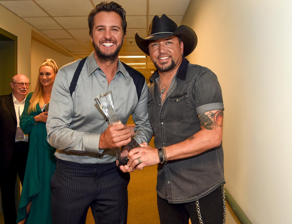 Everything You Need to Know About the 2017 CMA Awards